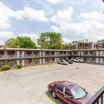 Best Motel By Oyo Chicago I-90