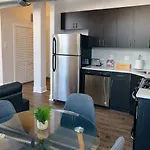 Spacious 1Br With Optional Parking Near Mccormick Place, Field Museum, Adler Planetarium, & Shedd Aquarium