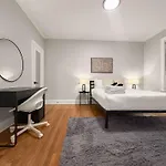 Spacious 4br Retreat - Chase E1 *