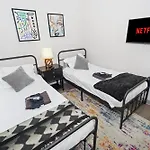 Mccormick Place 2Br Oasis With Optional Parking, Patio, Gym For Up To 6 Guests Near Museum Campus, Grant Park & Soldier Field