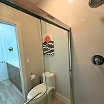 Sleek Style 3br Haven - Free Parking - Ashland 2n Apartment Chicago