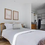 Apartment Blueground River North Balcony Pool Nr Pier Chi-1150 *