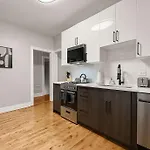 Apartment Spacious 4br Retreat - Chase E1
