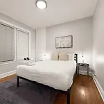 Spacious 4br Retreat - Chase E1 * Chicago
