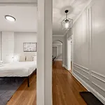 Spacious 4br Retreat - Chase E1 *