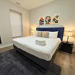 Apartment Sleek Style 3br Haven - Free Parking - Ashland 2n Chicago
