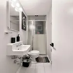 Apartment Spacious 4br Retreat - Chase E1 Chicago