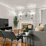 Spacious 4Br Retreat - Chase E1