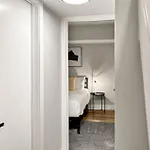 Spacious 4br Retreat - Chase E1 Chicago
