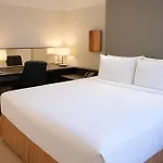Crowne Plaza - West Loop By Ihg Hotel