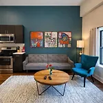 Apartment Mccormick Place 420 Friendly 3br In Downtown With Optional Parking Sleeps 8 Guests Near Soldier Field, Grant Park And Lakefront Trail Chicago