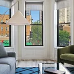 Hotel The Neighborhood - Lincoln Park *