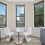 The Neighborhood - Lincoln Park *