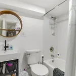 2 Mi To Logan Square Pet-Friendly Urban Oasis!