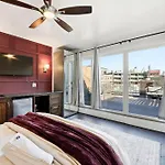 River West Modern 4-Bd Home With Patio & Balcony