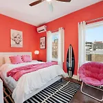 River West Modern 4-Bd Home With Patio & Balcony