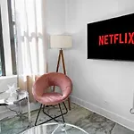 Spacious 3Br Retreat Near Mccormick Place 2001 S State St 2A