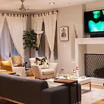 2Level Duplex With Jaccuzi-Gem In Chicago 4Bd&3Ba