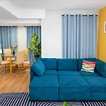 Modern 3Br Chicago Downtown Apartment Near Loyola University & Lakefront