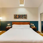 Pool Table, Pingpong, Arcade, 2-Car Parking, 3 Floors