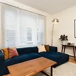 Flexhome Wicker Park - Stylish 2Br - Sleeps 6