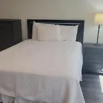 Millennium On Lasalle