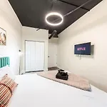 Chicago 4Br Hideaway Close To Downtown & Museums 2010 South Wabash Ave - 2F