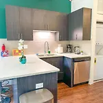 Friendly 3Br Chicago Getaway Near Mccormick 2001 S State St - 2G