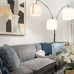 Steps From Wrigley Field And Lake Michigan