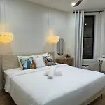 Sleek Avondale Condo Spa Bath 2 Bed King And Queen And Garage