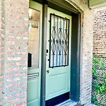 Hip Apt Logan Square