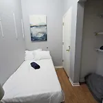 South Loop 4 Bedroom Apt