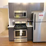 420-Friendly 2Br Chicago Retreat Near Mccormick 2001 S State St - 2H