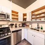 4br Hideaway Close To Downtown & Museums