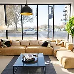 Spacious 4Br Apt Near Mccormick Place & Chinatown