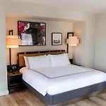 Thompson Chicago, By Hyatt