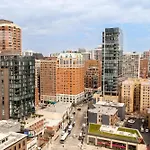 Thompson Chicago, By Hyatt
