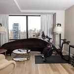 Thompson Chicago, By Hyatt Hotel