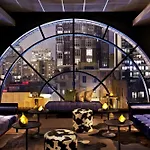 Thompson Chicago, By Hyatt Chicago