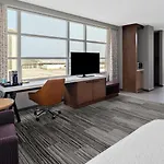 Hilton Garden Mccormick Place 3*