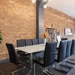 Apartment Massive 6br Luxury Sleeps 12 Guests With Jacuzzi & Pool Table Perfect Group And Optional Parking Near Mccormick Place & Soldier Field *