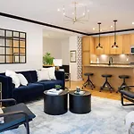 Holiday home Cozy Wicker Park With Movie Chicago