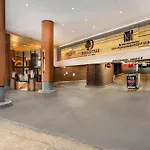 Hilton Grand Vacations Club Magnificent Mile Hotel 3*