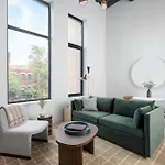 Apartment The Neighborhood - Little Italy *