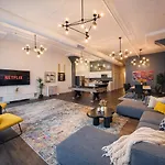 Mccormick By Slumber Hotel Chicago