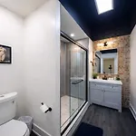 Mccormick By Slumber Hotel 5*