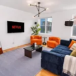 Pilsen Chicago 6Br Getaway With Game Room, Gym & Paid Parking Near Soldier Field & Mccormick Place
