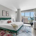 Lux Dtown Penthouses 9Bd-9Ba Sleep 25 Parking, Pool, Gym