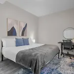 Comfortably Well-Furnished 1Br Unit In West Loop - Grand Rep