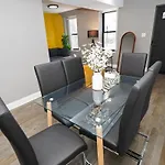 Cozy 2Br Unit Near Garfield Park & United Center